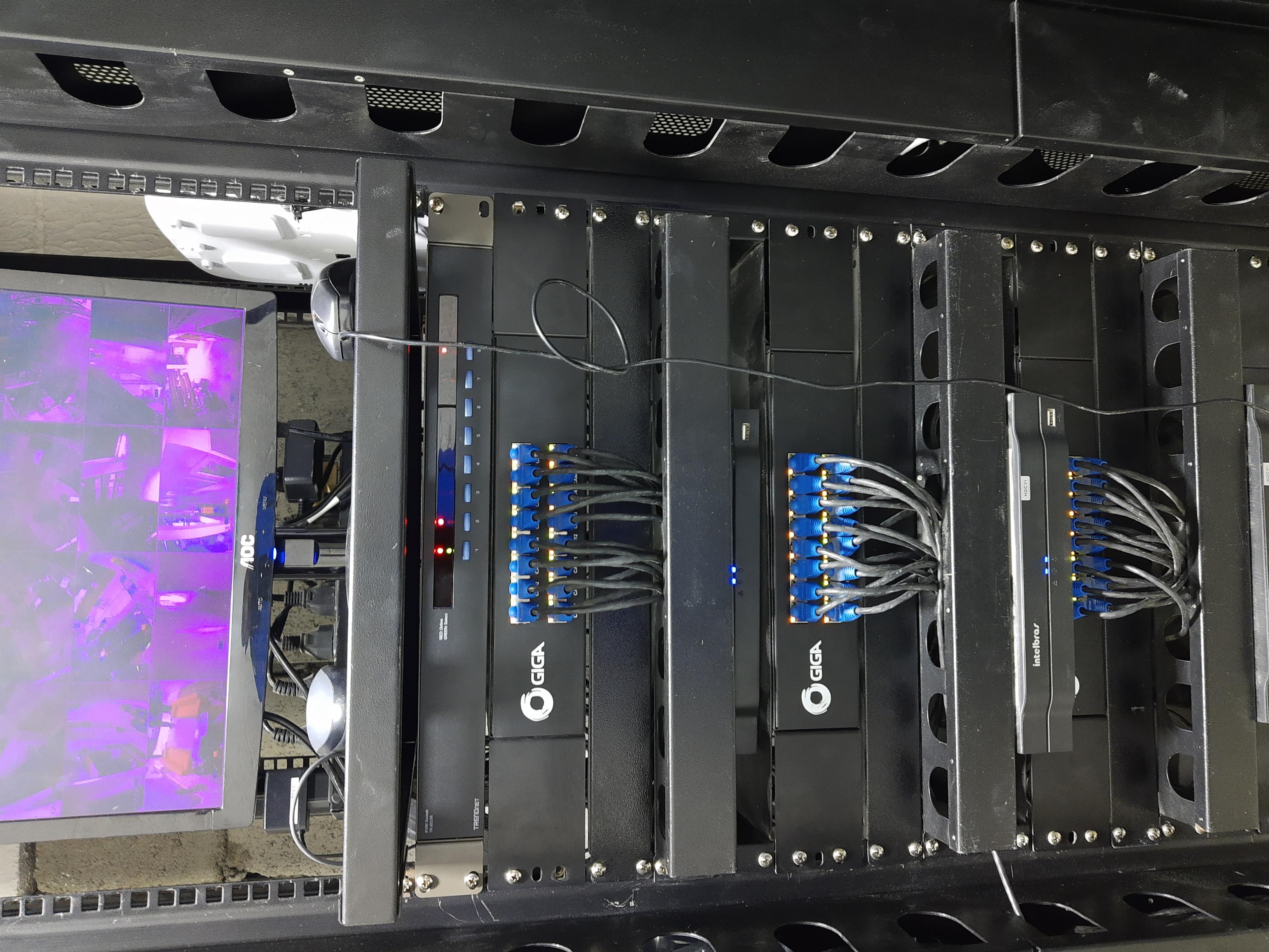 Materiais de rede - cabos, switches e conectores